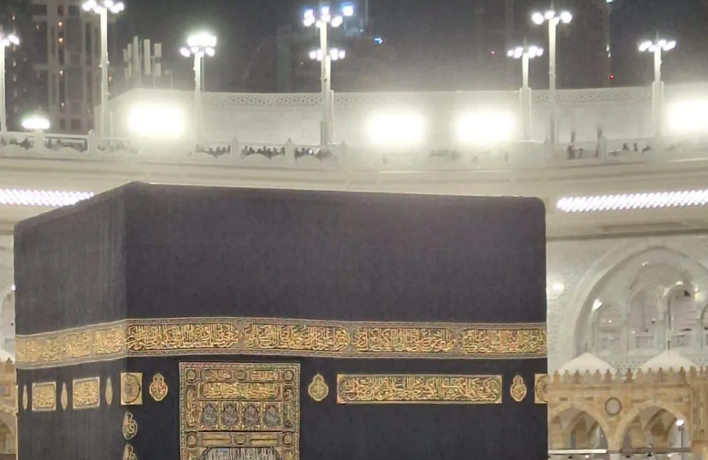 OIC Condemns Drone Attacks on Mecca and Medina, Suspected Houthi Perpetrators