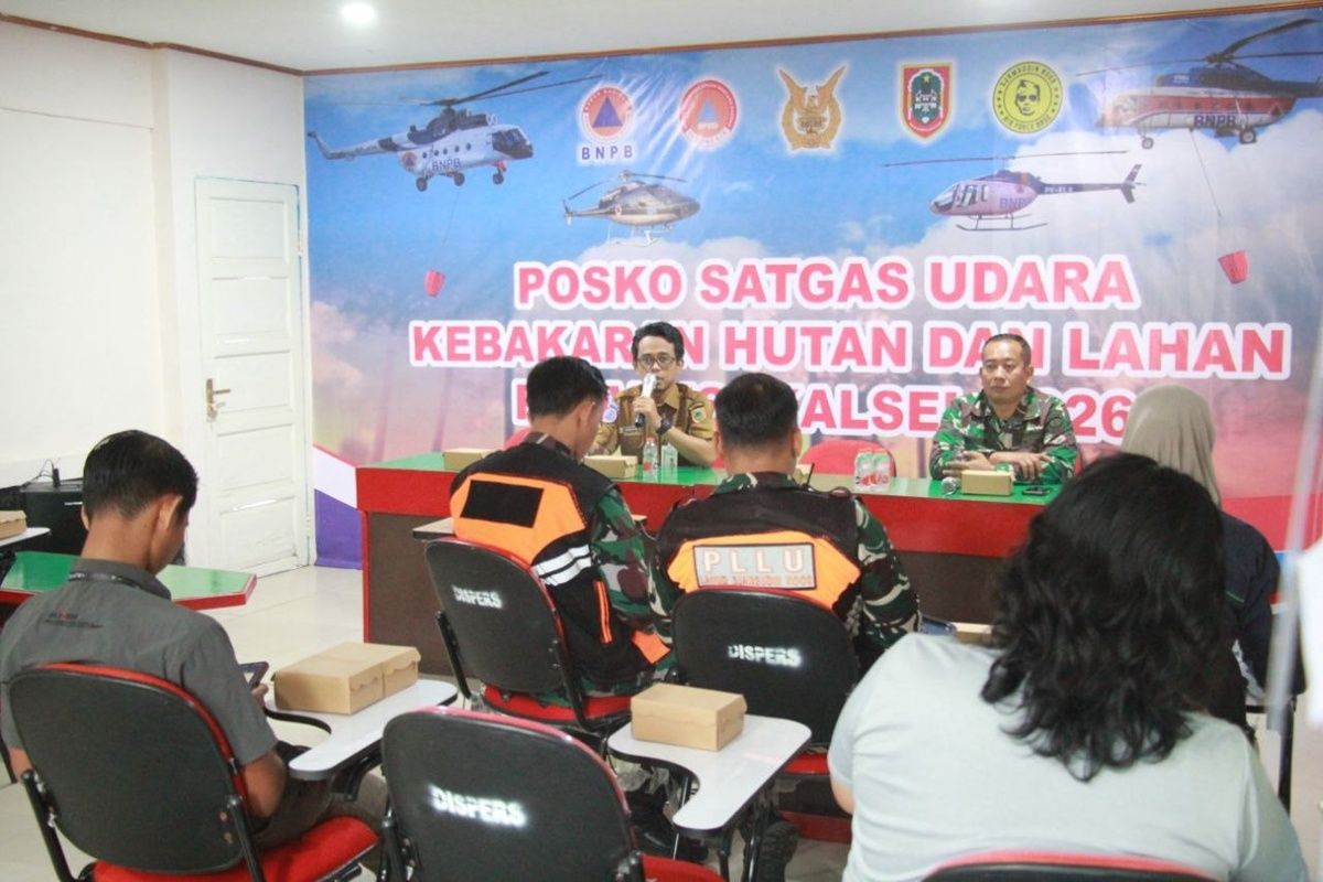 South Kalimantan Aerial Task Force Deploys Three Helicopters to Tackle Forest Fires