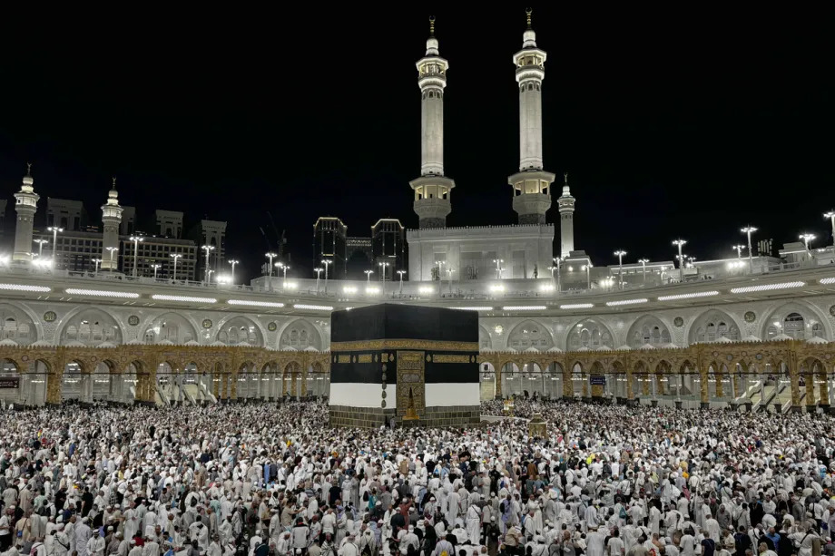 Houthis Claim Saudi Arabia is Spreading False Information Regarding Mecca Security