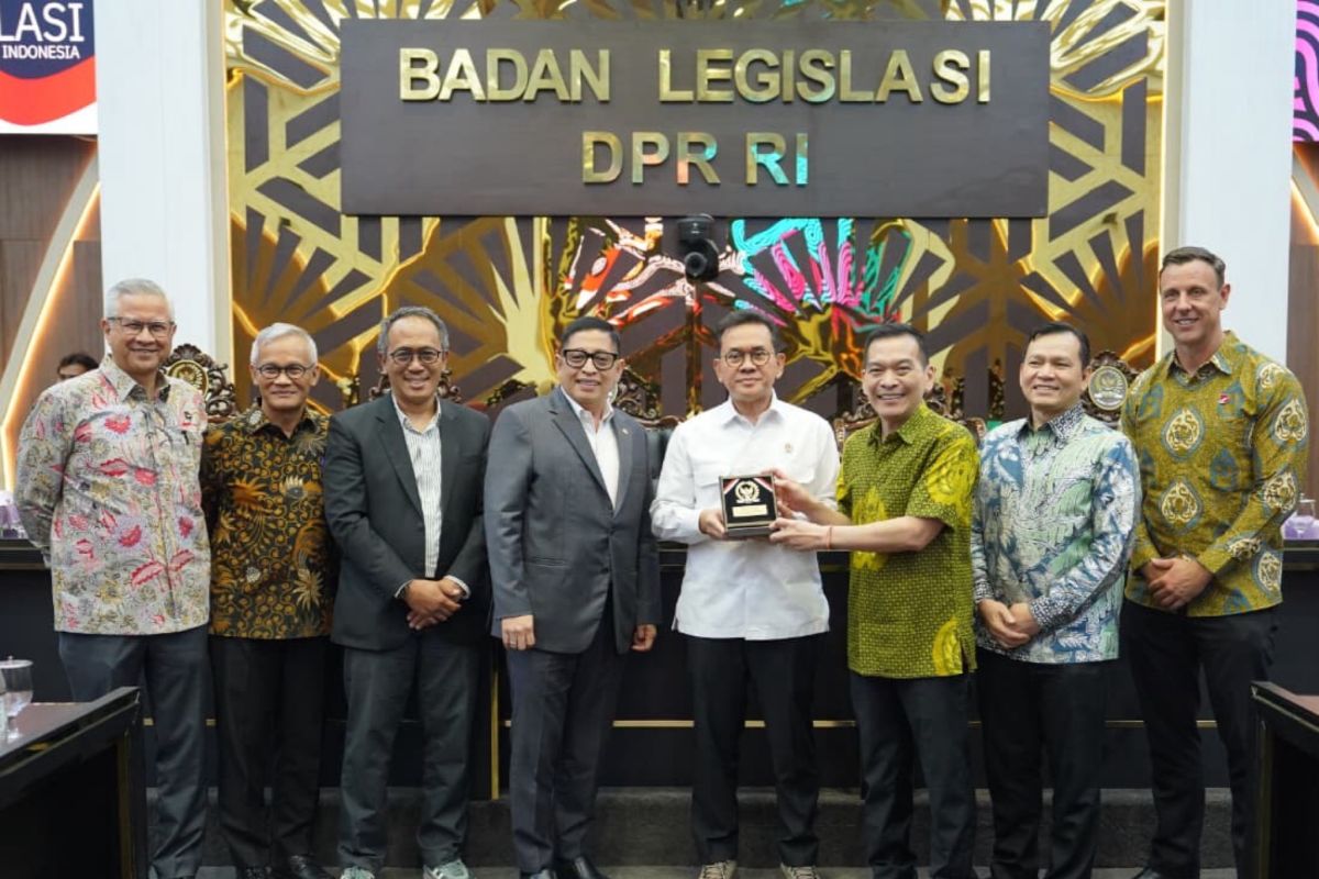 Trade Minister: Single-door export scheme not automatically applicable to all commodities