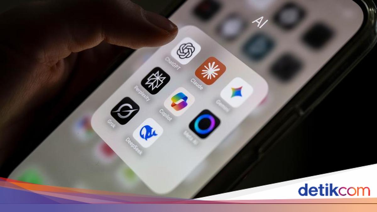 Tech CEOs Urge Regulation to Counter AI Threats, Trump Rejects!