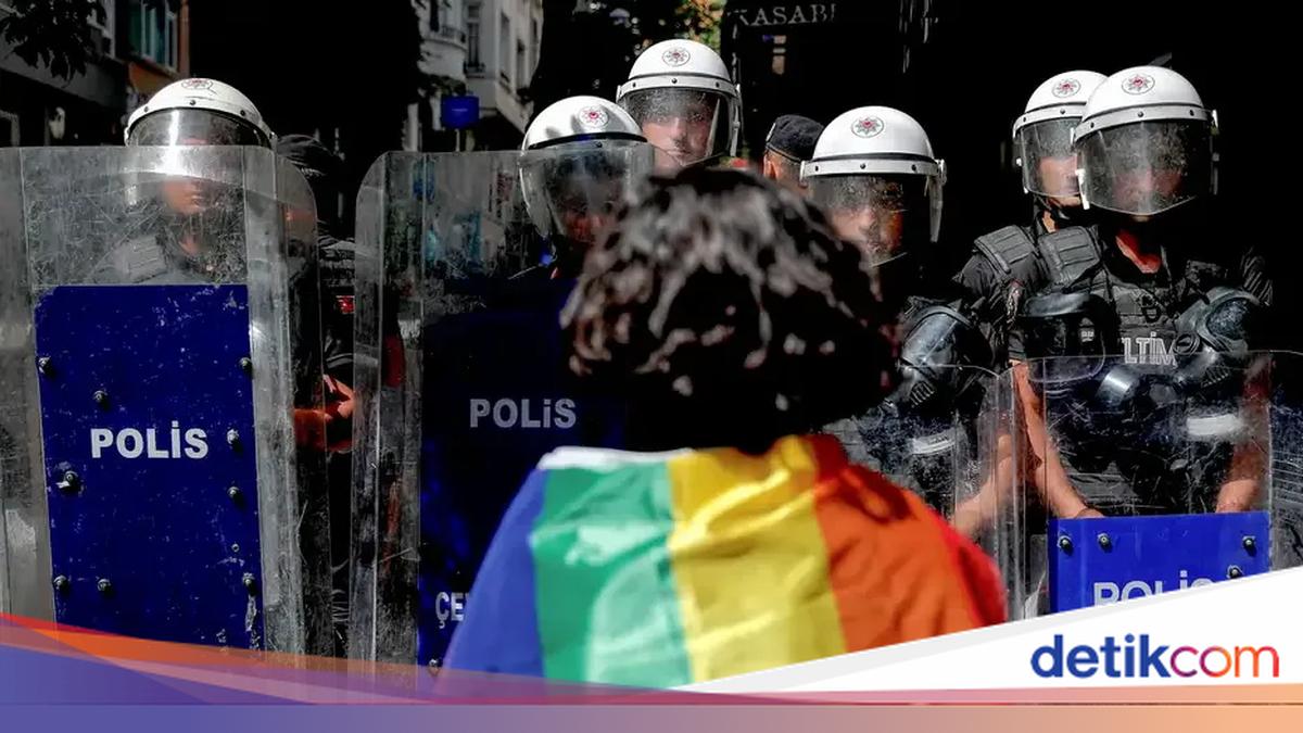 LGBT Targeting Operations in Turkey Spark Wave of Criticism