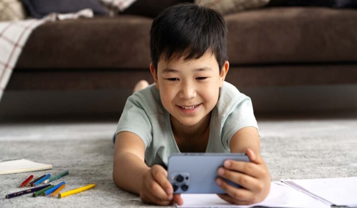 22 Digital Platforms Identified as High Risk for Children by Ministry of Communication and Digital