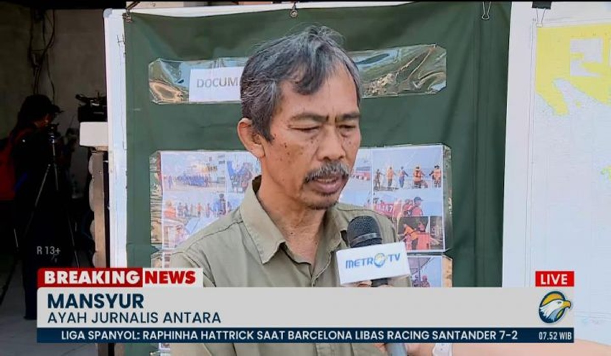 Family of Journalists Missing in Sunda Strait Hopes Search Operation Will Be Extended