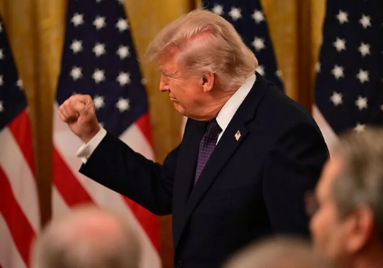 Donald Trump Urges The Fed to Lower Interest Rates to 1 Per Cent