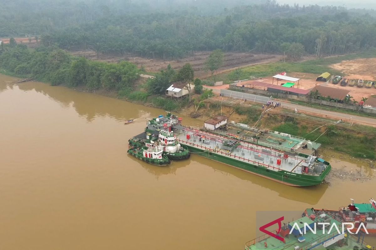 Kapuas River recedes, Pertamina optimises Tayan Buffer Terminal