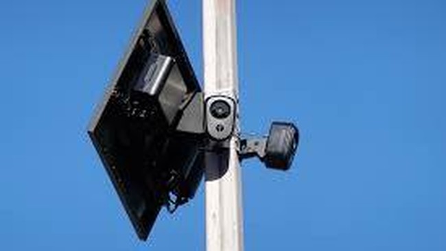 Hackers Reveal Unexpected Facts About Highway License Plate Tracking Cameras