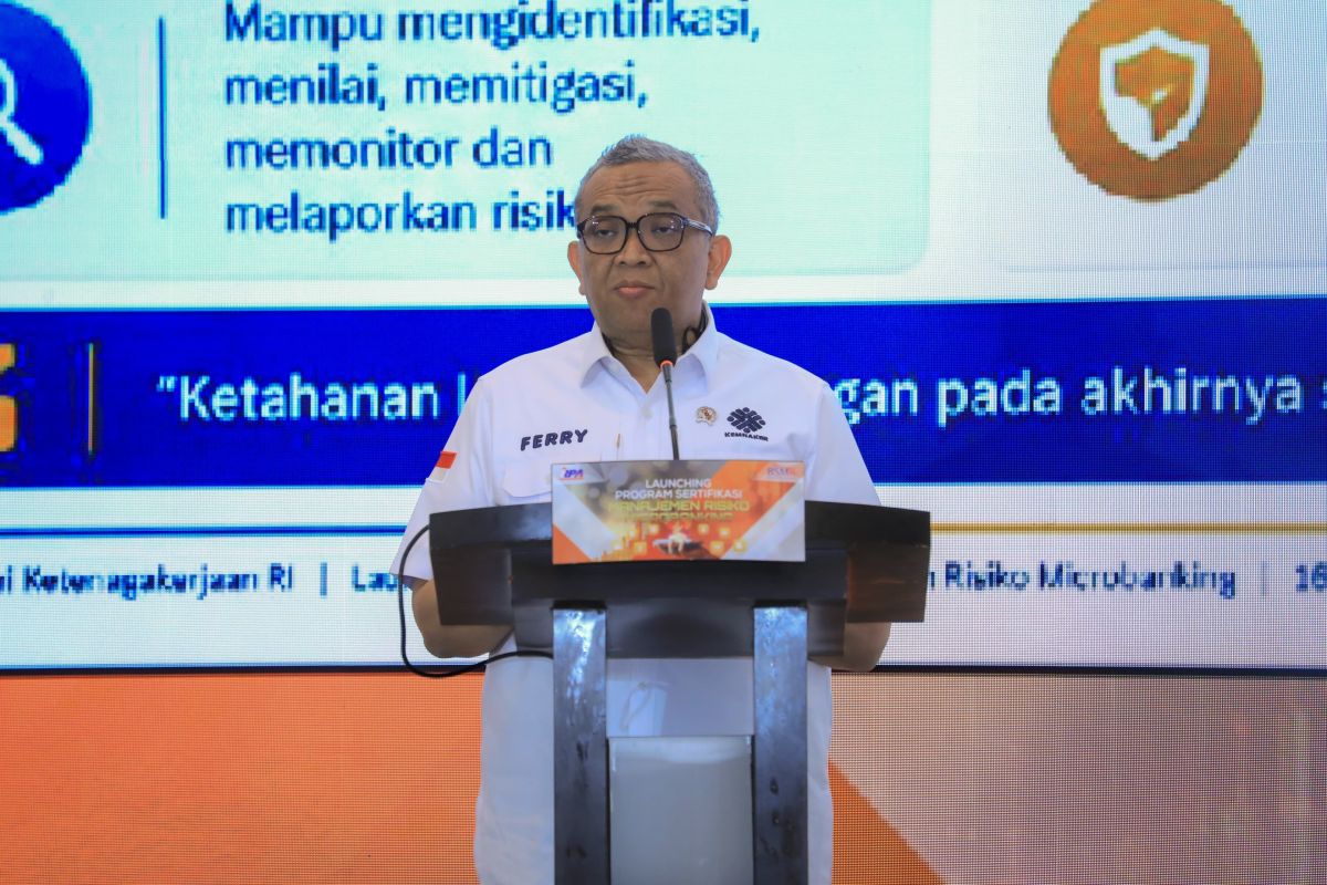 Deputy Minister of Manpower emphasises importance of human resource competence in microbanking sector