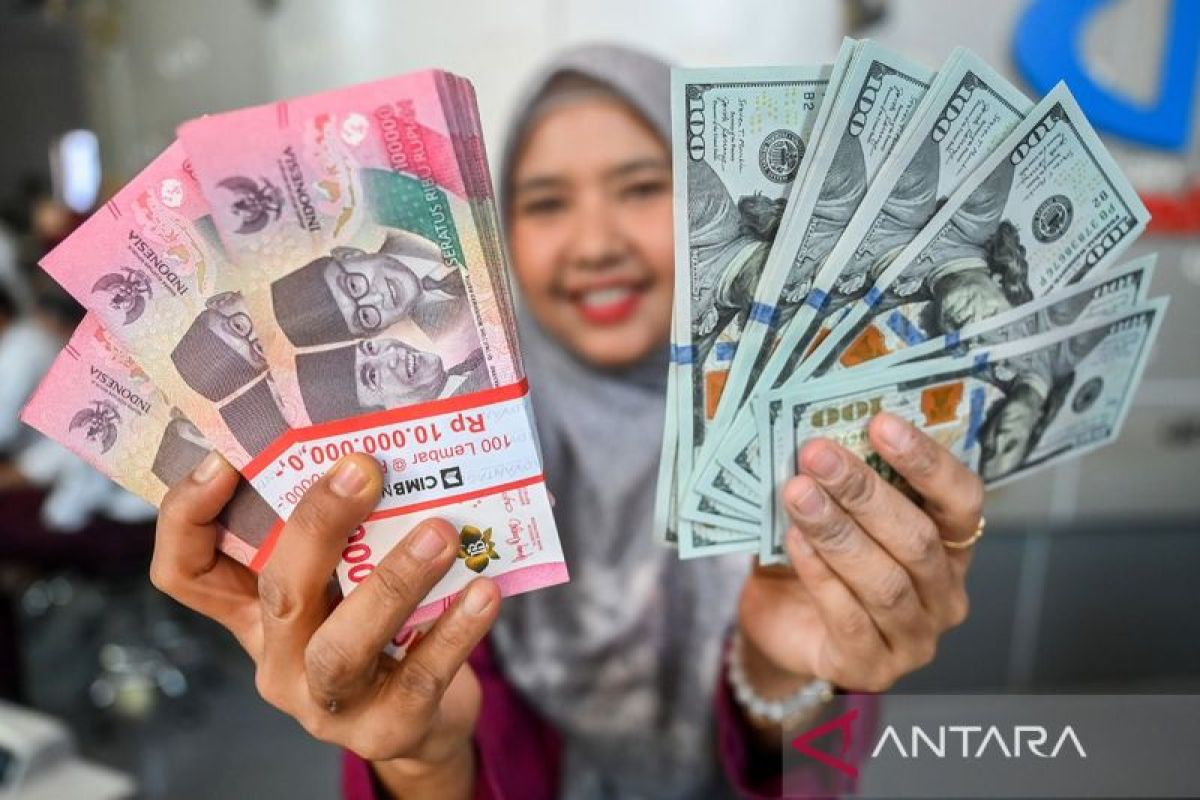 Rupiah closes weaker following Fed decision to raise FFR