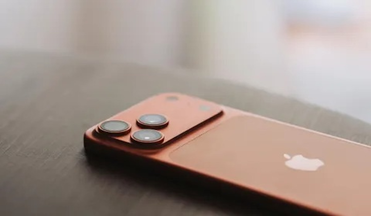 Understanding the iPhone 18 Pro Reference Image Feature for Verifying Original Photos