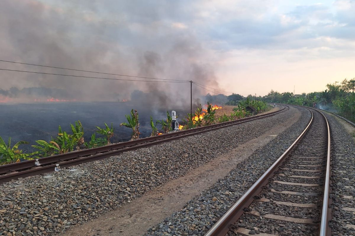 KAI Urges Public to Avoid Burning Activities Near Railway Tracks