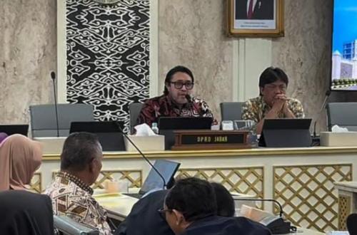Ono Surono Requests Postponement of Cihapit Land Eviction