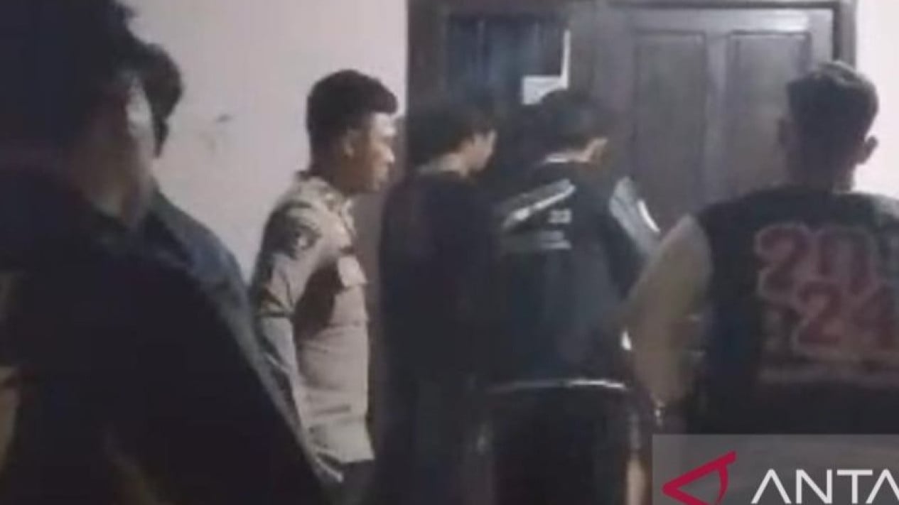 The Moments Police Rescued a Woman Held Hostage in Bangka; Perpetrator Armed with Machete and Petrol