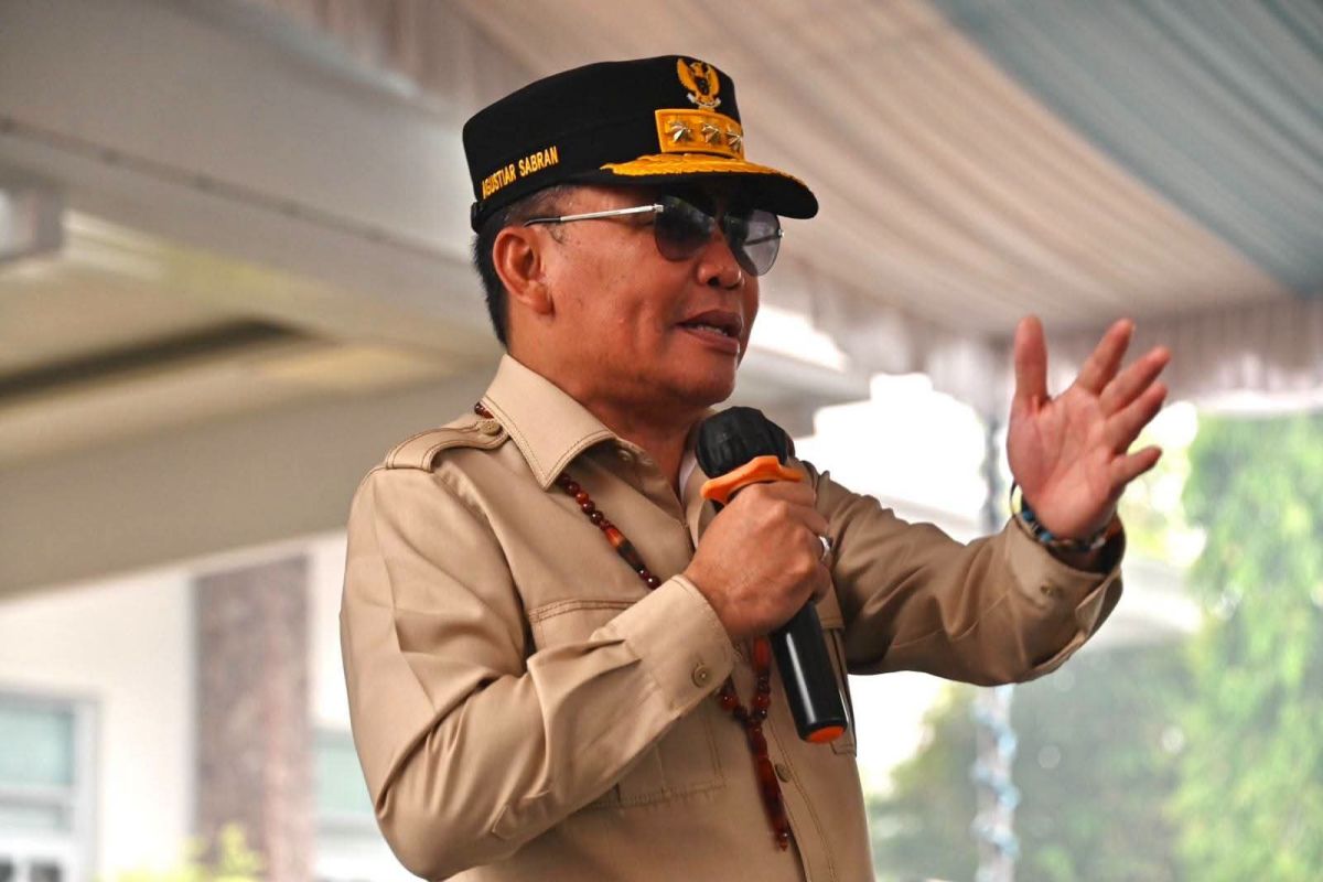 Central Kalimantan Governor: Food Aid Targets Various Groups During Forest Fires