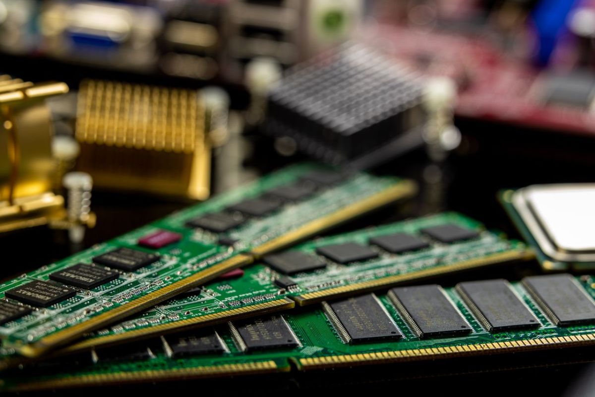 SK Hynix explores partnership with Intel for chip production in the US