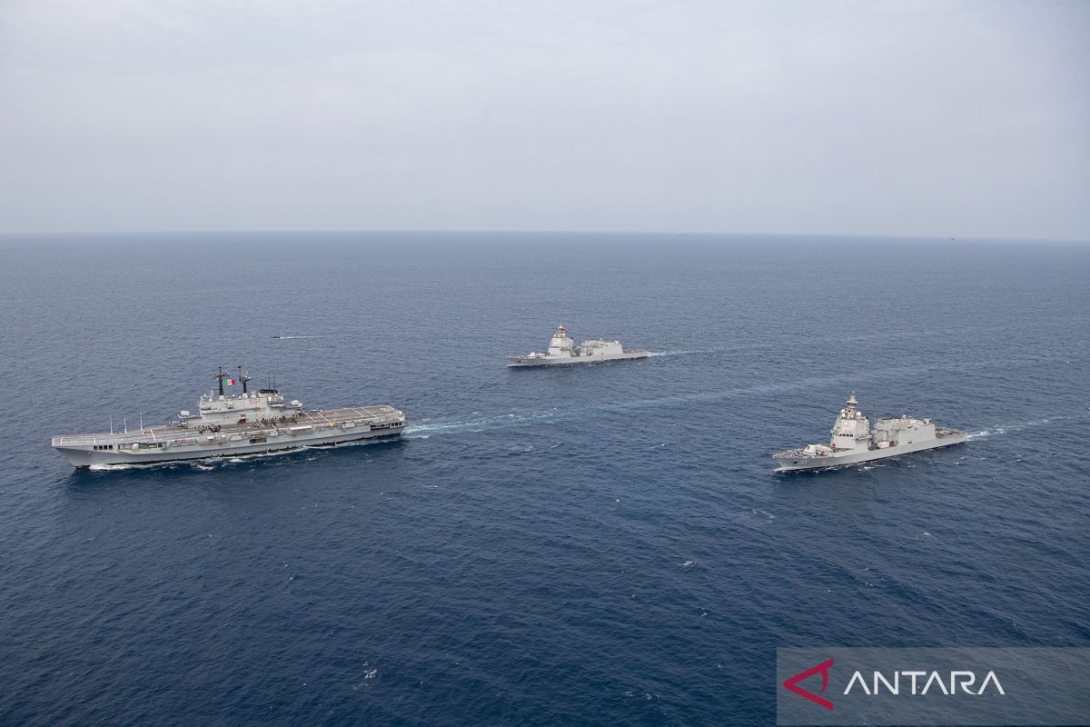 Indonesia's aircraft carrier Giuseppe Garibaldi docks at Jakarta port
