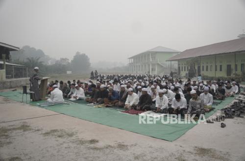 Dompet Dhuafa Holds Joint Prayer and Opens Medical Post in Central Kalimantan