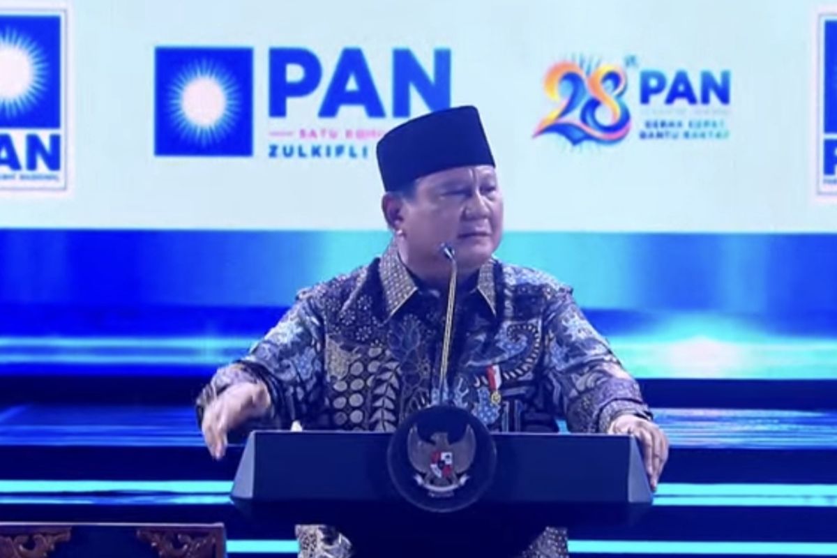 At 28th Anniversary, Prabowo Describes PAN as Loyal Fellow Fighters