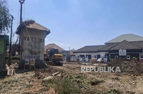 Cimahi Underpass Construction Displaces Dutch-Era Electrical Substation, Disbudparpora Explains