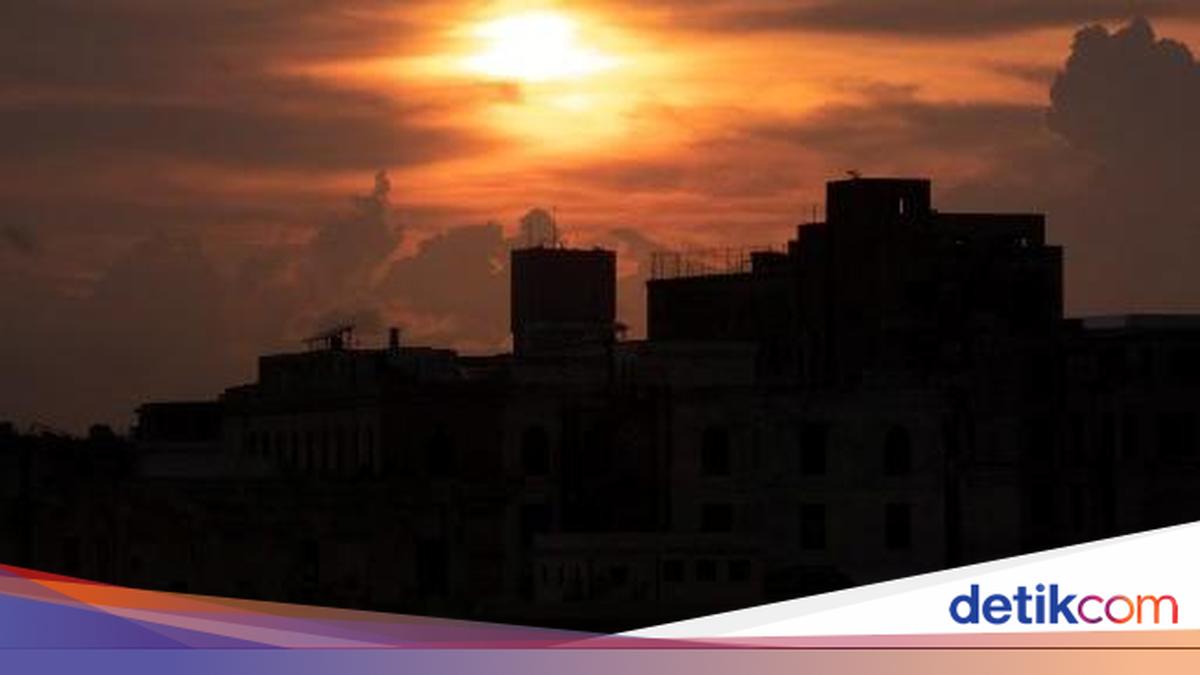 Cuba Faces Total Blackout Again, Leaving Residents Frustrated