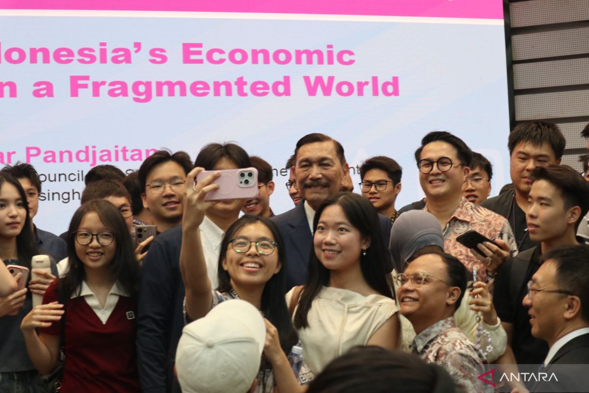 Whoosh debt repayment discussed during Luhut's meeting with Chinese officials