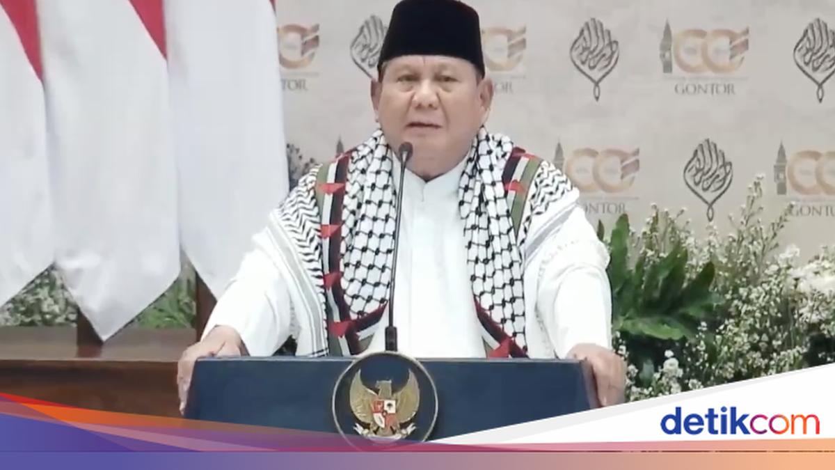 Prabowo: I am Surprised That Some Professors Defend Foreign Interests