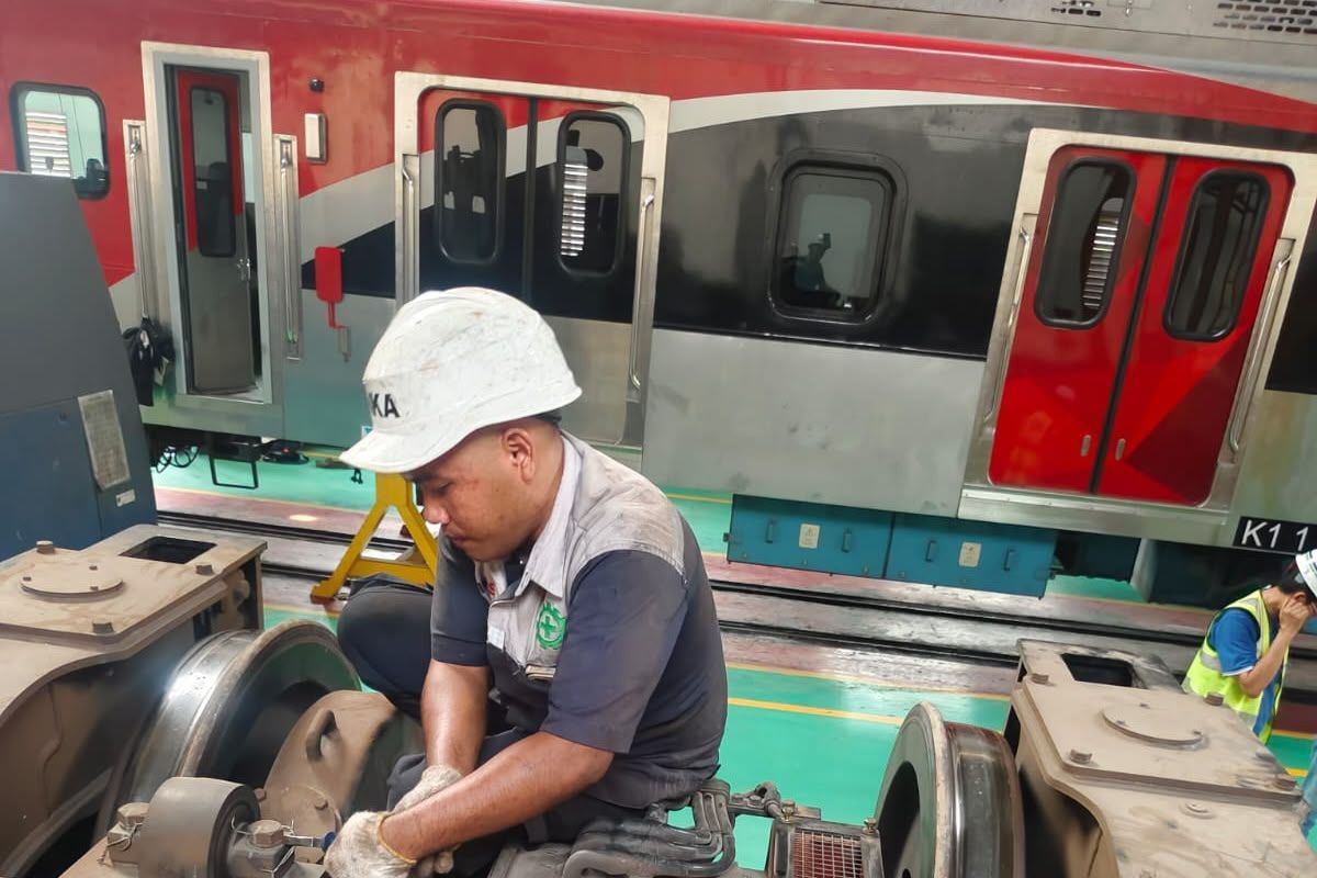 INKA Completes Intensive Maintenance on KRL Trainset