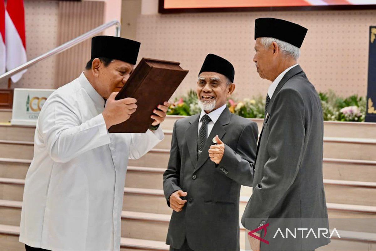 Prabowo Urges Gontor Students to Continue the Nation's Struggle