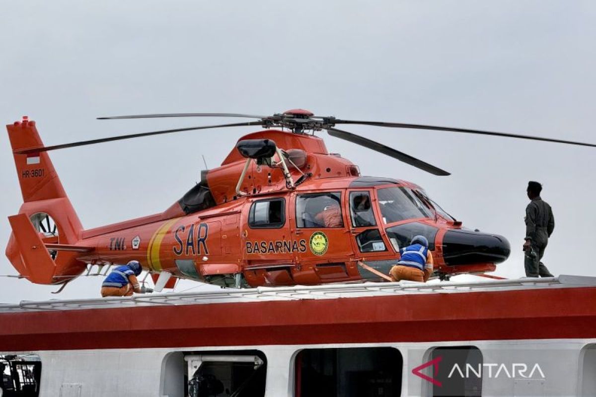 Basarnas keeps helicopter ready as Virgo 8 search continues