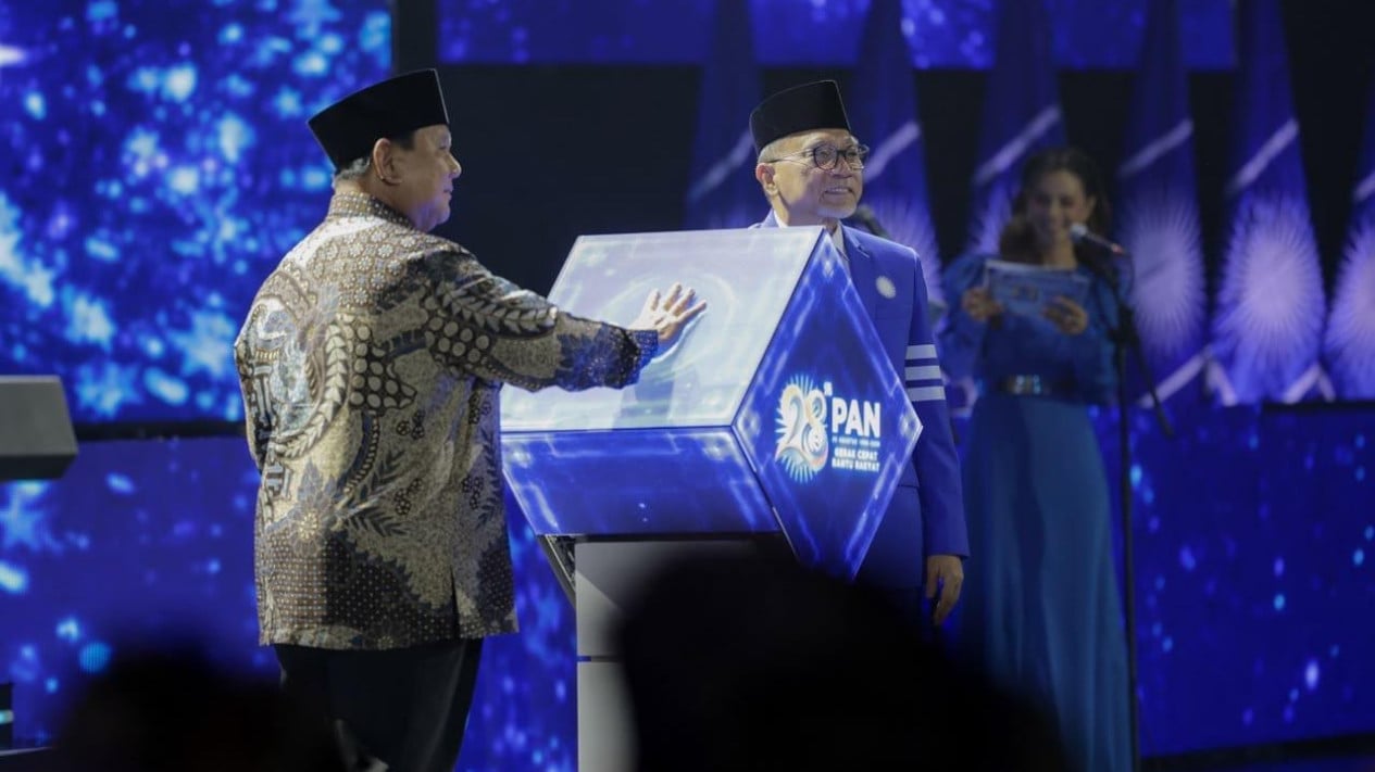 Zulhas Raises Concerns Over Expensive Independent Track Tuition at State Universities; Prabowo: State University Education Must Be Free!