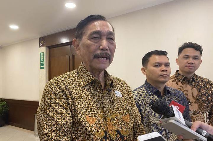 Luhut Says China Has No Objection to Whoosh Debt Payment Plan