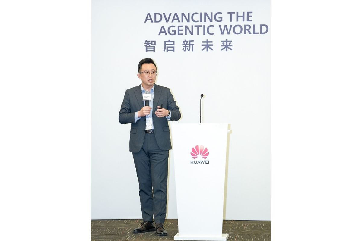 Huawei Launches Innovative Immersive Telepresence Solution with Immersive Experience and Intelligent Services