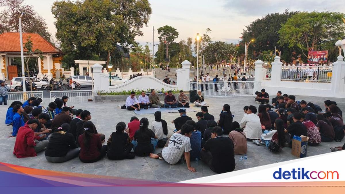 Buleleng Students Highlight Educational Equality and Infrastructure Development