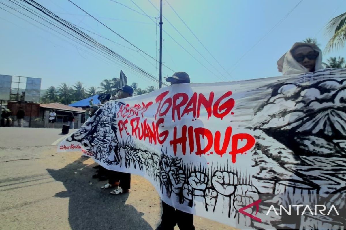 WALHI assists Bonepantai residents in defending living space from mining
