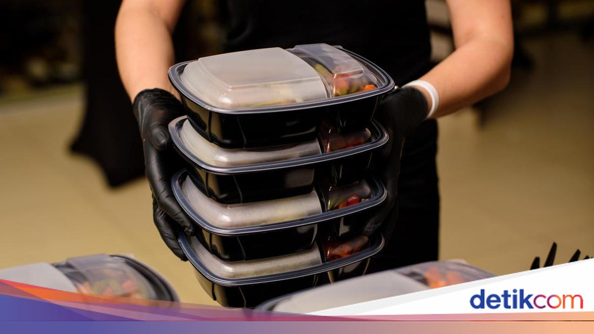 SPPG Employee Who Mocked Free Nutritious Meal Victims Fired