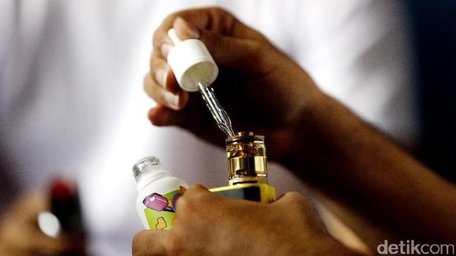 Etomidate-Laced Vapes Under Scrutiny Following Arrest of Influencer Jule