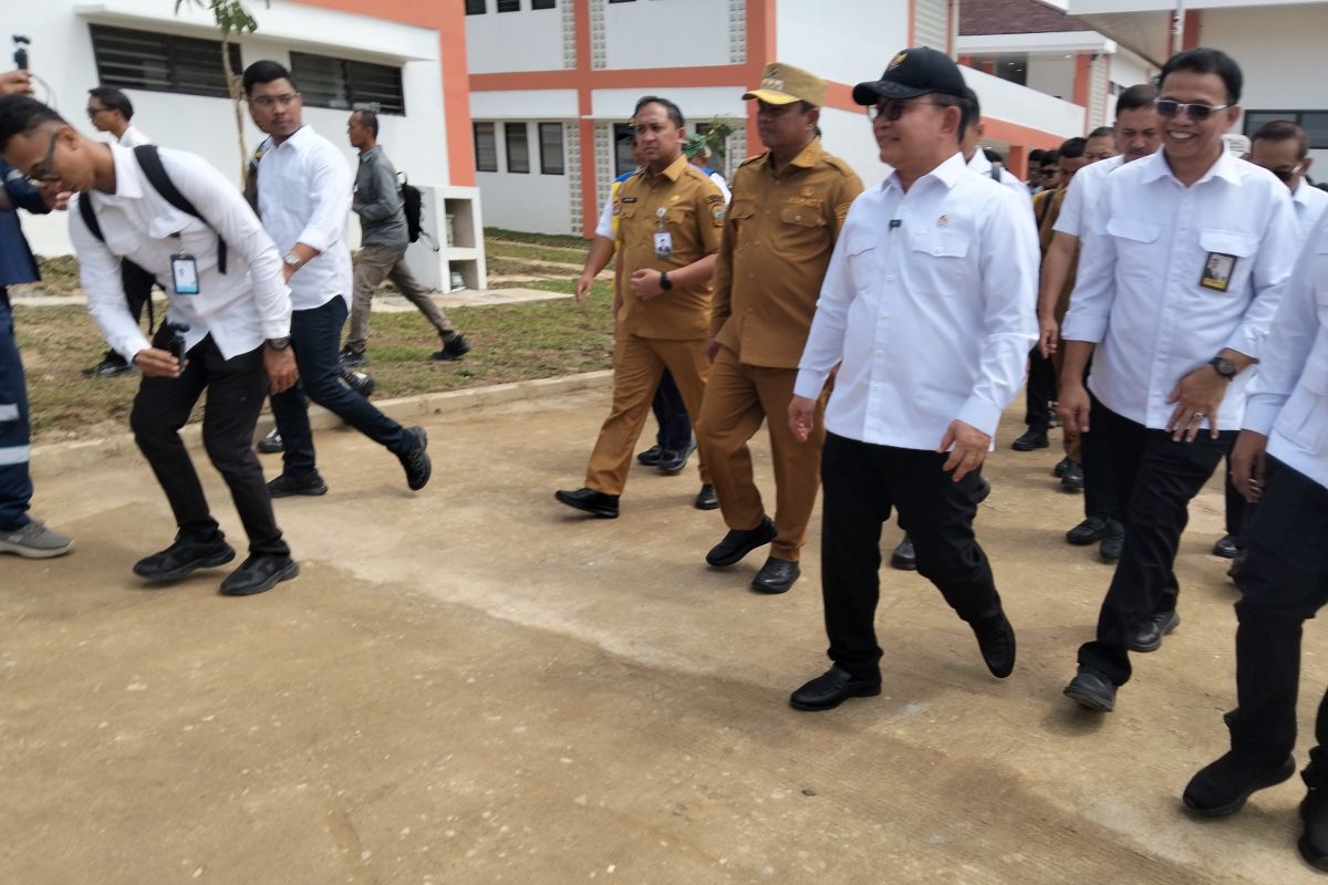 KSP Dudung Inspects Sergai People's School in North Sumatra to Ensure Smooth Operations