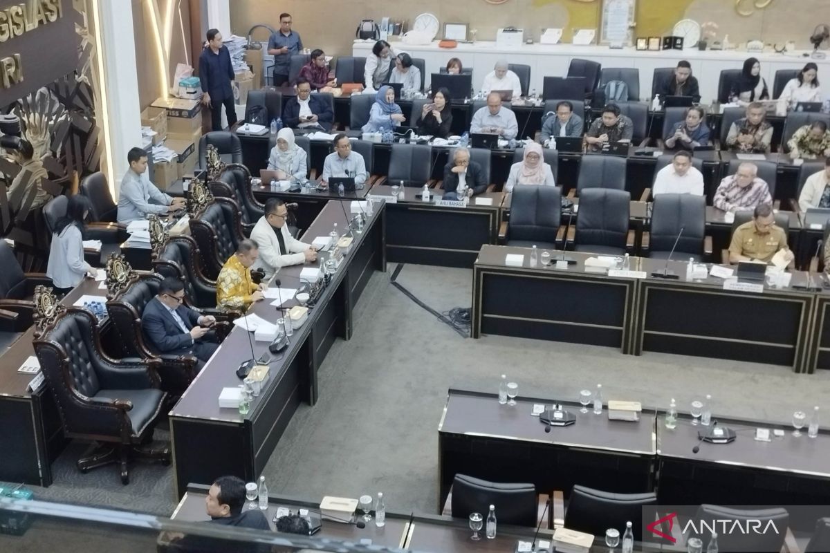 DPR Legislative Body Approves Agrarian Reform Bill for Plenary Session