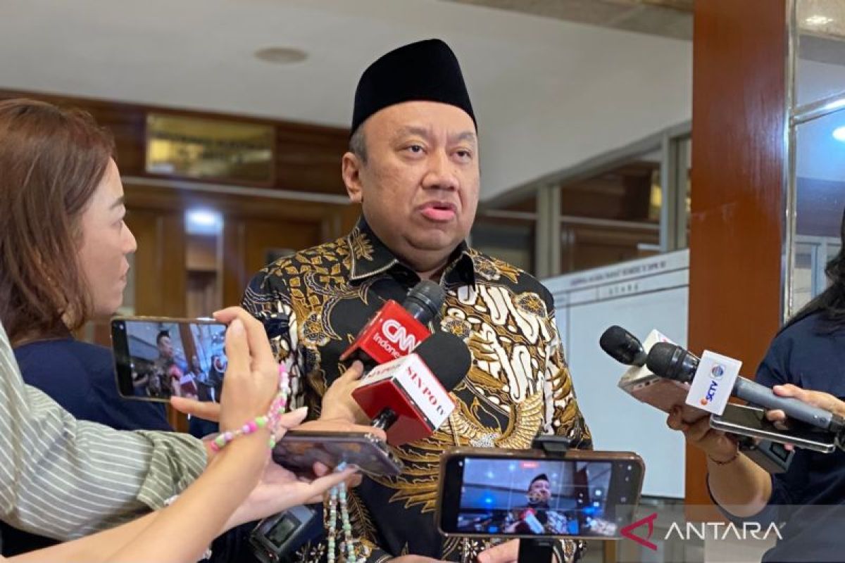 Commission X: Transition of part-time PPPK teachers to full-time status to be conducted without tests