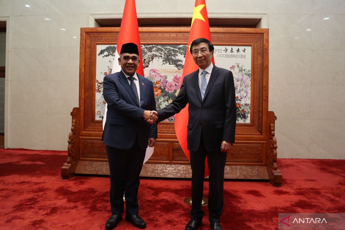 MPR Speaker Ahmad Muzani Meets with China's CPPCC Chairman Wang Huning