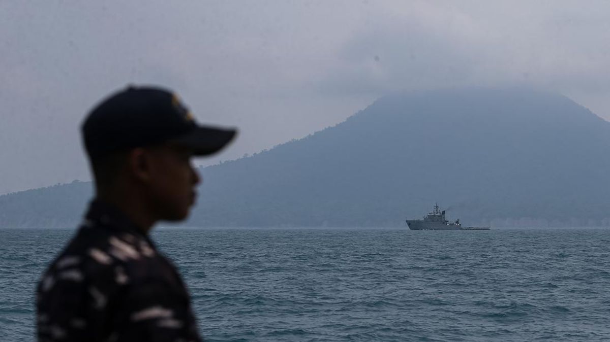 Mount Anak Krakatau Status Downgraded from Alert to Caution