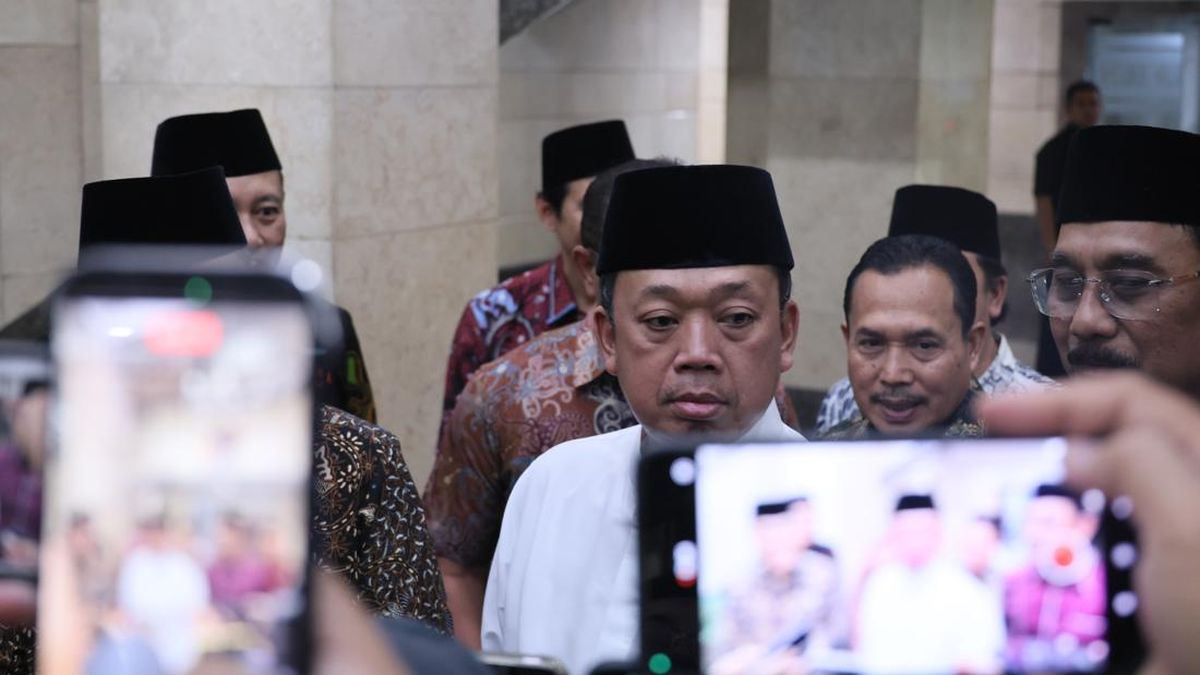 Nusron Becomes Emotional When Questioned Regarding ATR/BPN Case