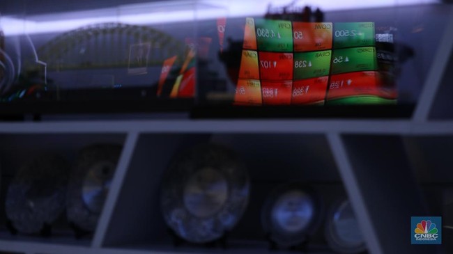 IDX Composite Suddenly Drops by Over 1%, Here Are the Causes
