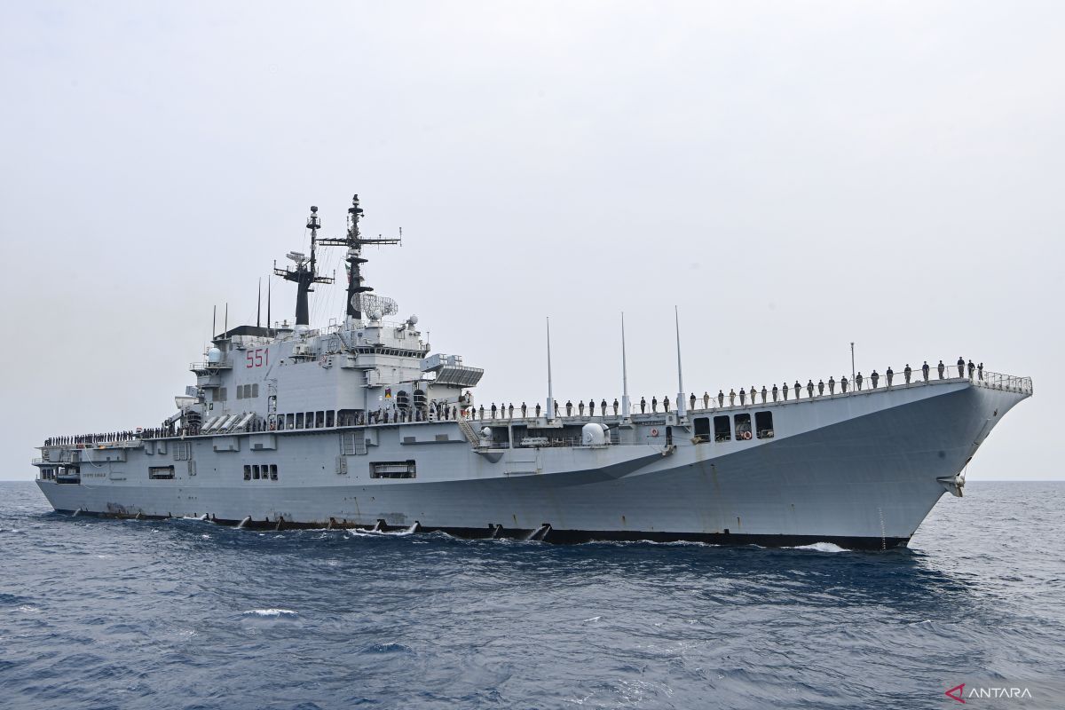 Indonesia repaints carrier vessel Giuseppe Garibaldi ahead of handover