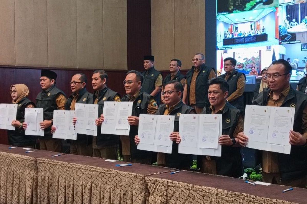 Regional Leaders Across Java, Bali, and Nusa Tenggara Sign Commitment to Prevent Stunting