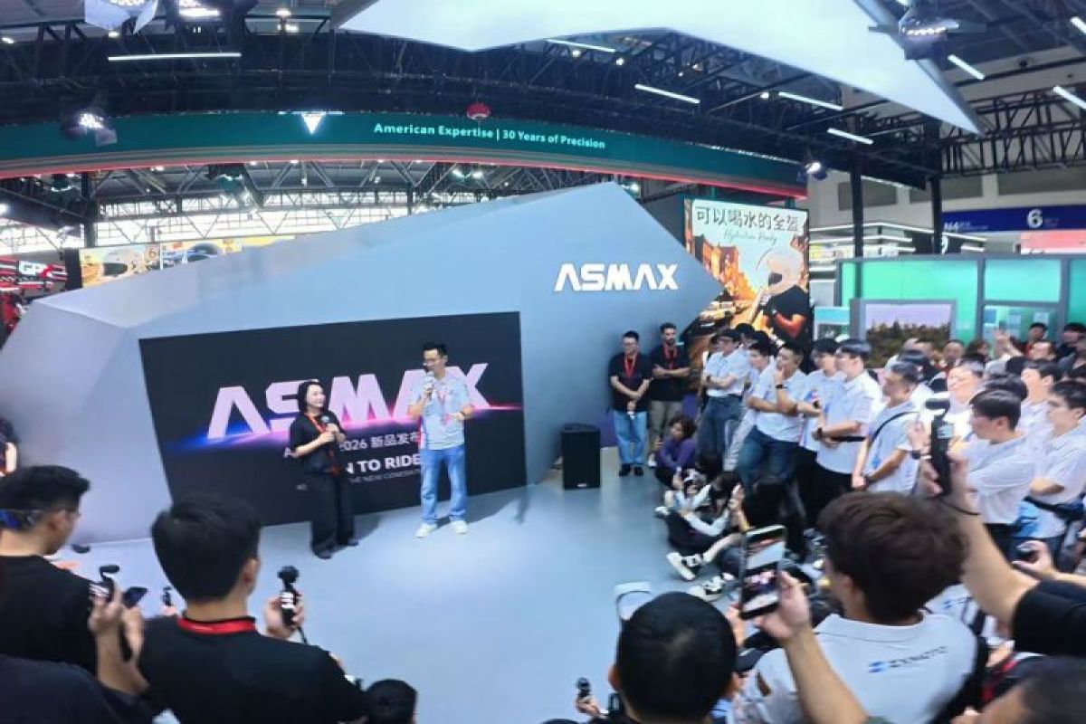 ASMAX Unveils Motorcycle Intercom with Integrated Display at CIMAMotor 2026