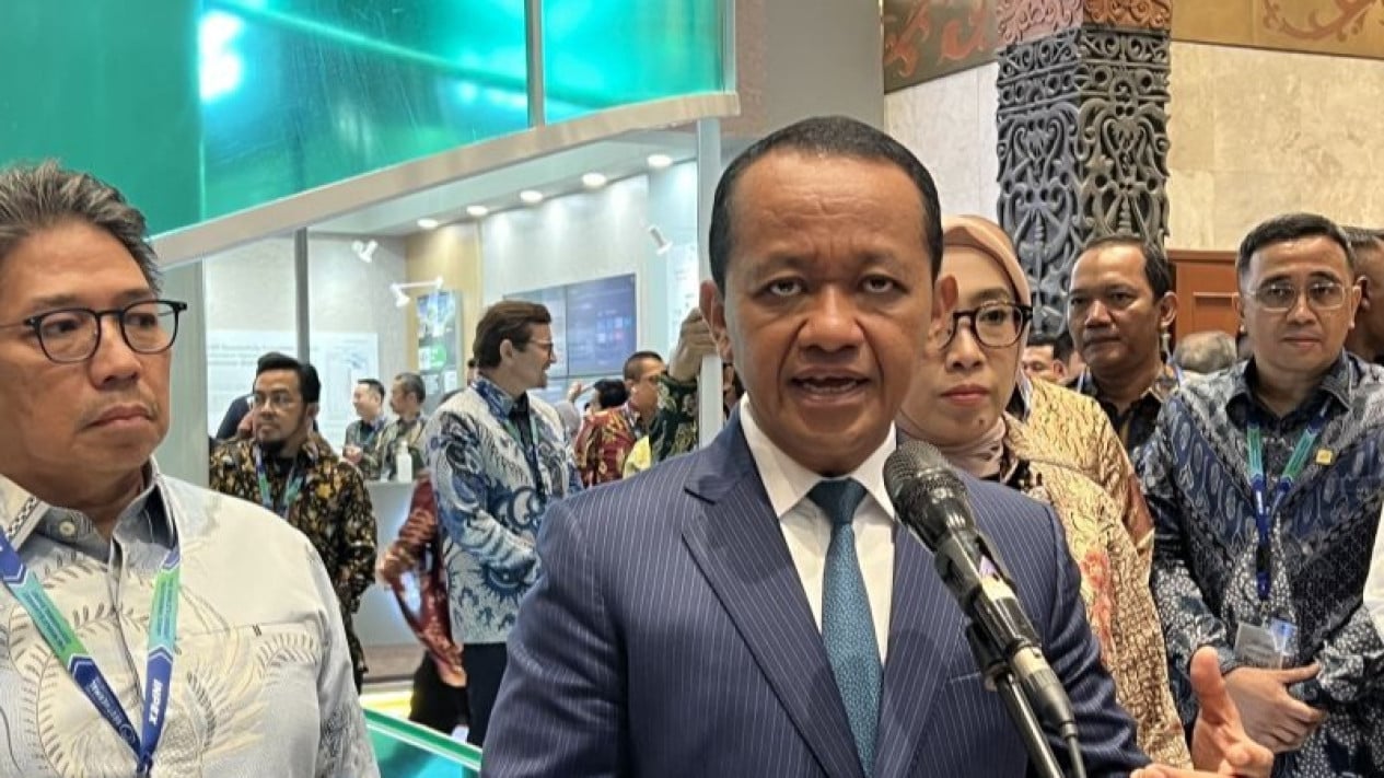 Bahlil Invites Investors to Build Data Centres Across Indonesian Islands