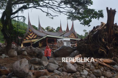 Solok Flash Flood: One Dead, Two Missing, and Four Injured