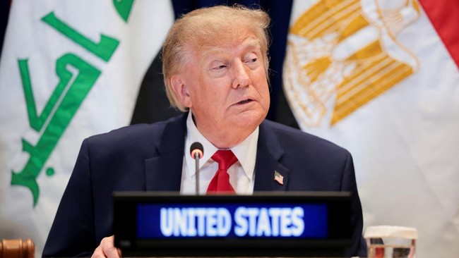Donald Trump Changes AI Name to SI, for Unexpected Reasons