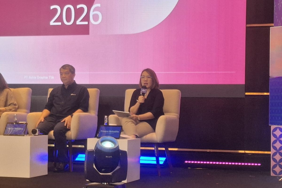 Collaboration between Humans and AI Said to Boost Productivity